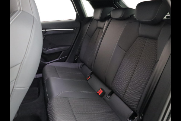 Audi A3 Sportback 30 TFSI S edition 110pk AUT| Navi| 17'LM-velgen| Parksensors|