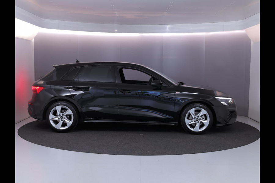 Audi A3 Sportback 30 TFSI S edition 110pk AUT| Navi| 17'LM-velgen| Parksensors|