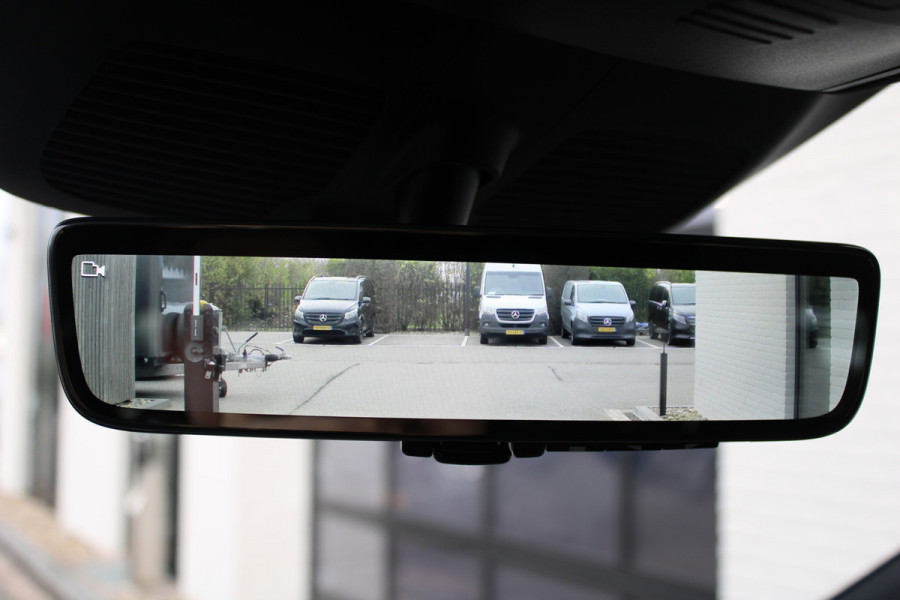 Mercedes-Benz V-Klasse 300 Benzine!! / Lang / AMG / 7-persoons / Burmester / Elec Stoel / Vol Opties / NIEUWSTAAT