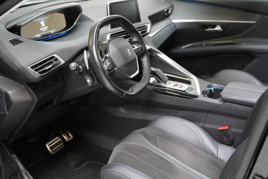 Peugeot 3008 1.2 PureTech Crossway | Panoramadak | Trekhaak | Navigatie | Camera | All-seasonbanden