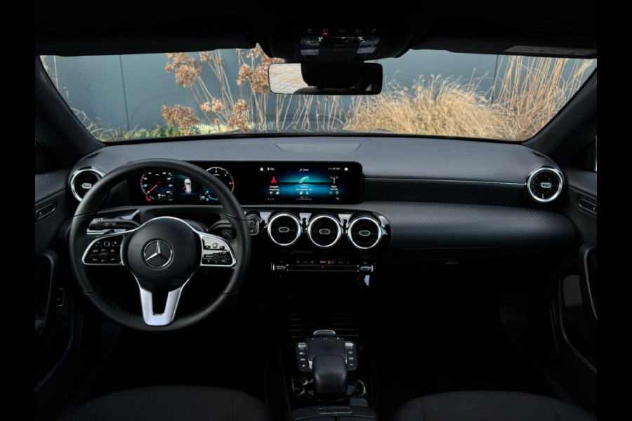 Mercedes-Benz CLA-Klasse Shooting Brake 180 d Bns Sol. Lux. Aut WIDESCREEN CAMERA PDC SPORTVELGEN