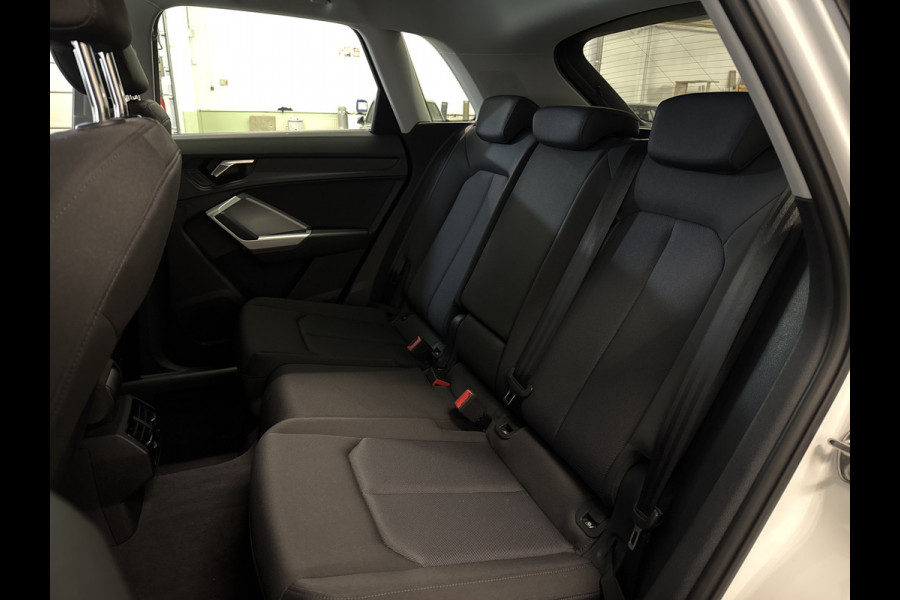 Audi Q3 45 TFSIe 245PK S-TRONIC S-LINE HYBRID CARPLAY/PDC/VIRTUAL