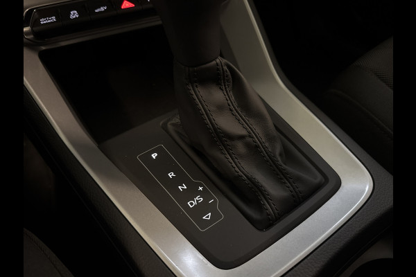 Audi Q3 45 TFSIe 245PK S-TRONIC S-LINE HYBRID CARPLAY/PDC/VIRTUAL