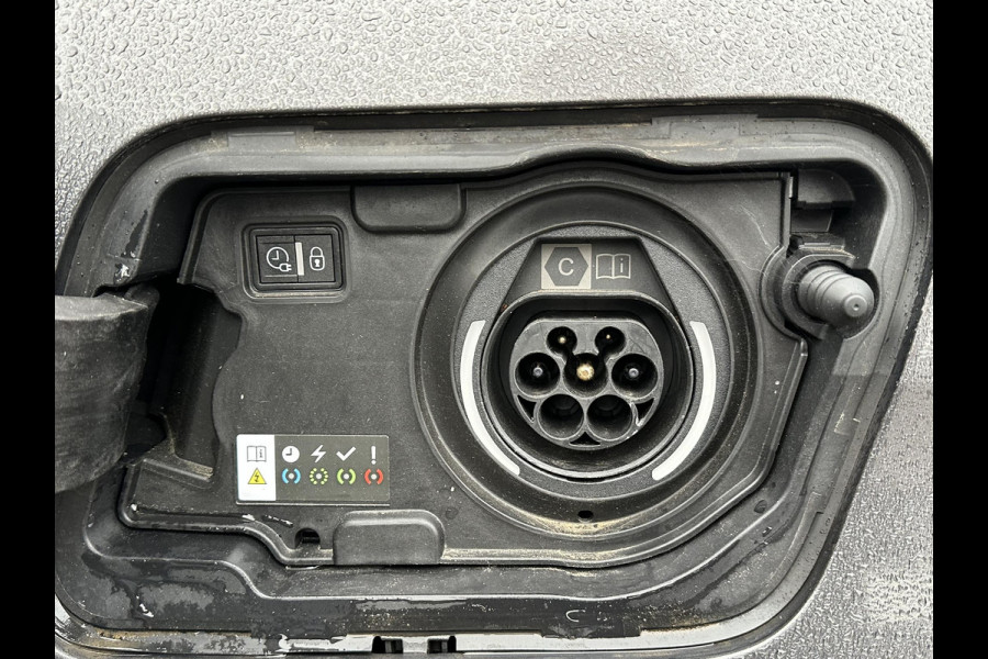 Peugeot 3008 1.6 HYbrid 225 Allure Pack Business PHEV| 23.000KM! | STANDKACHEL| ACHTERUITRIJCAMERA| APPLE CARPLAY/ ANDROID AUTO| RIJKLAARPRIJS INCL. 12 MND BOVAG GARANTIE