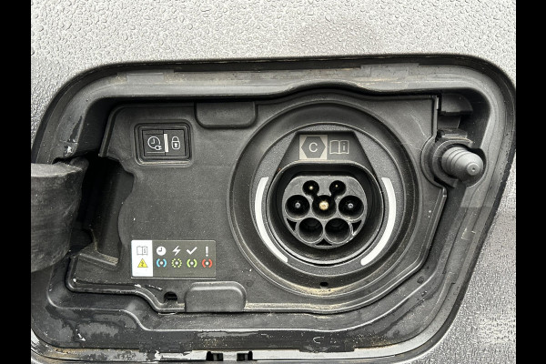 Peugeot 3008 1.6 HYbrid 225 Allure Pack Business PHEV| 23.000KM! | STANDKACHEL| ACHTERUITRIJCAMERA| APPLE CARPLAY/ ANDROID AUTO| RIJKLAARPRIJS INCL. 12 MND BOVAG GARANTIE