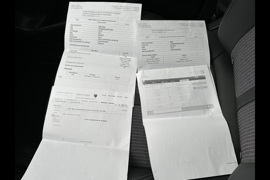 Peugeot 3008 1.6 HYbrid 225 Allure Pack Business PHEV| 23.000KM! | STANDKACHEL| ACHTERUITRIJCAMERA| APPLE CARPLAY/ ANDROID AUTO| RIJKLAARPRIJS INCL. 12 MND BOVAG GARANTIE