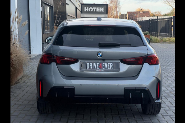 BMW 1-serie 120i M PACK 2025 LEDER SPORTVELGEN H&K LED WIDESCREEN