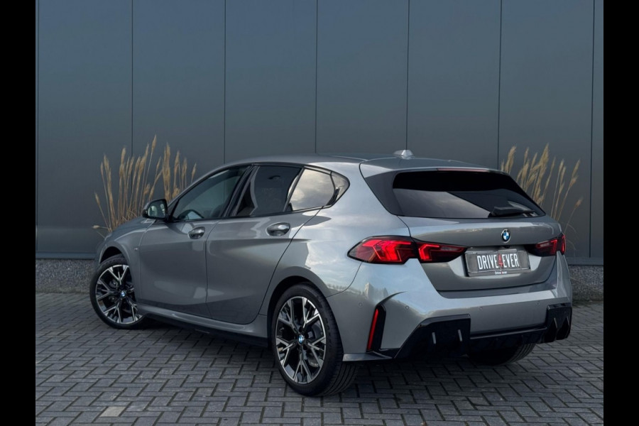 BMW 1-serie 120i M PACK 2025 LEDER SPORTVELGEN H&K LED WIDESCREEN