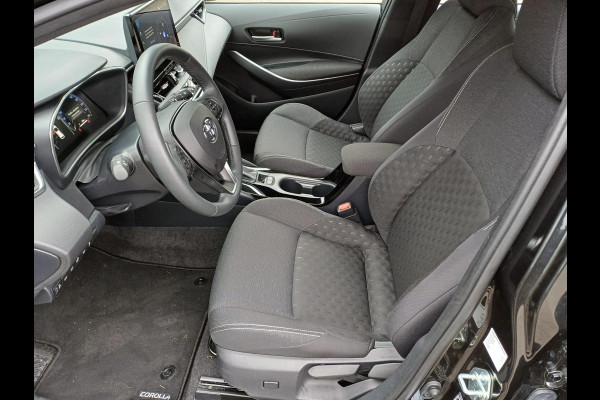 Toyota Corolla Hybrid 140 Black Edition | Stuur-& Stoelverwarming | Apple Carplay & AndroidAUTO | Adaptieve cruise control