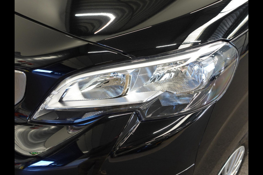 Peugeot Expert 2.0 Hdi 180PK Peugeot Expert 2.0 Hdi Automaat Dubbele Cabine Navigatie Parkeersensoren Clima Control Trekhaak