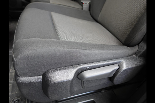 Peugeot Expert 2.0 Hdi 180PK Peugeot Expert 2.0 Hdi Automaat Dubbele Cabine Navigatie Parkeersensoren Clima Control Trekhaak