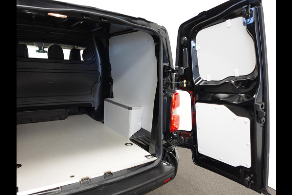 Peugeot Expert 2.0 Hdi 180PK Peugeot Expert 2.0 Hdi Automaat Dubbele Cabine Navigatie Parkeersensoren Clima Control Trekhaak