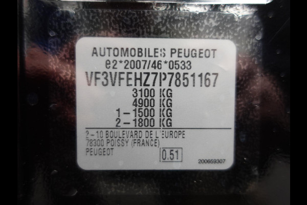 Peugeot Expert 2.0 Hdi 180PK Peugeot Expert 2.0 Hdi Automaat Dubbele Cabine Navigatie Parkeersensoren Clima Control Trekhaak