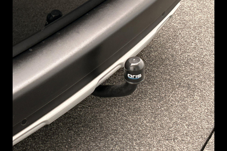 Peugeot 2008 1.2 PureTech Allure | Trekhaak | Stoelverwarming Panorama Dak Climate / Cruise control Carplay Lichtmetaal