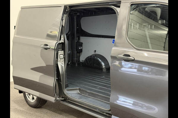 Ford Transit Custom 300 2.0 TDCI L2H1 Trend Nieuw Model Automaat Ford Transit Custom 300 2.0 TDCI L2H1 Trend NM Automaat Airco Navi PDC Camera