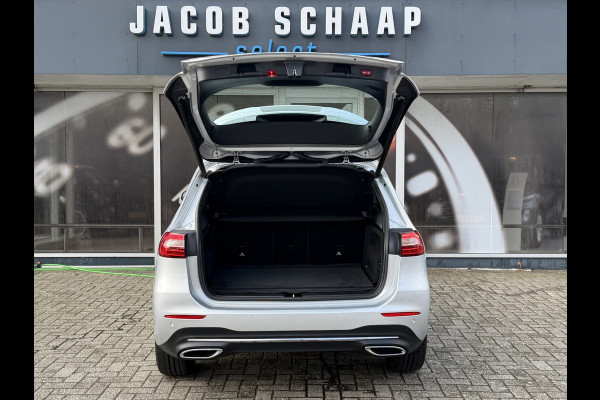 Mercedes-Benz B-klasse 180 Launch Edition Automaat / Parkeersensoren V-A / Cruise Control / Camera / Multimedia / 17'' LM / Navi