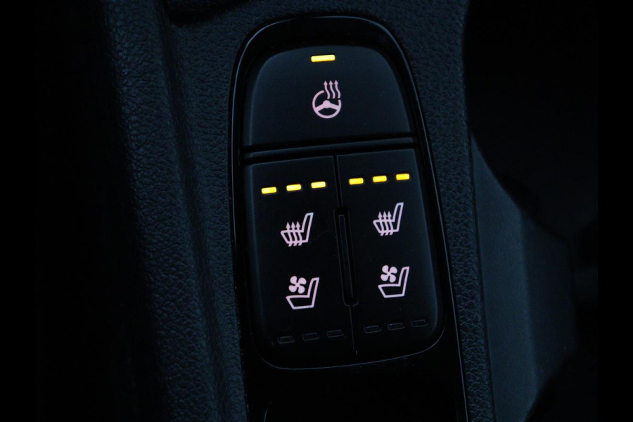 Kia Niro 1.6 GDi Hybrid ExecutiveLine | Schuifdak | Stoelventilatie | Leder | Adaptive cruise | Trekhaak | JBL Sound | Achterbankverwarming | Carplay | Camera | Memory | Navigatie | Keyless | Full LED