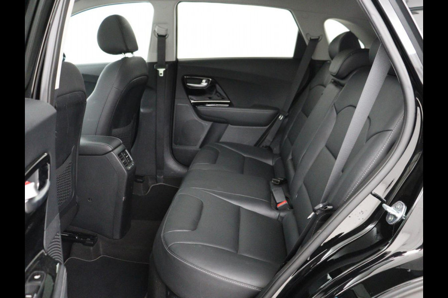 Kia Niro 1.6 GDi Hybrid ExecutiveLine | Schuifdak | Stoelventilatie | Leder | Adaptive cruise | Trekhaak | JBL Sound | Achterbankverwarming | Carplay | Camera | Memory | Navigatie | Keyless | Full LED