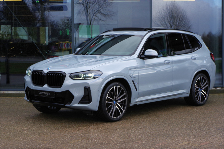 BMW X3 xDrive30e 293 PK High Executive M-Sport PHEV, Panoramadak, Harman/Kardon, Adap. Cruise Control, Memory