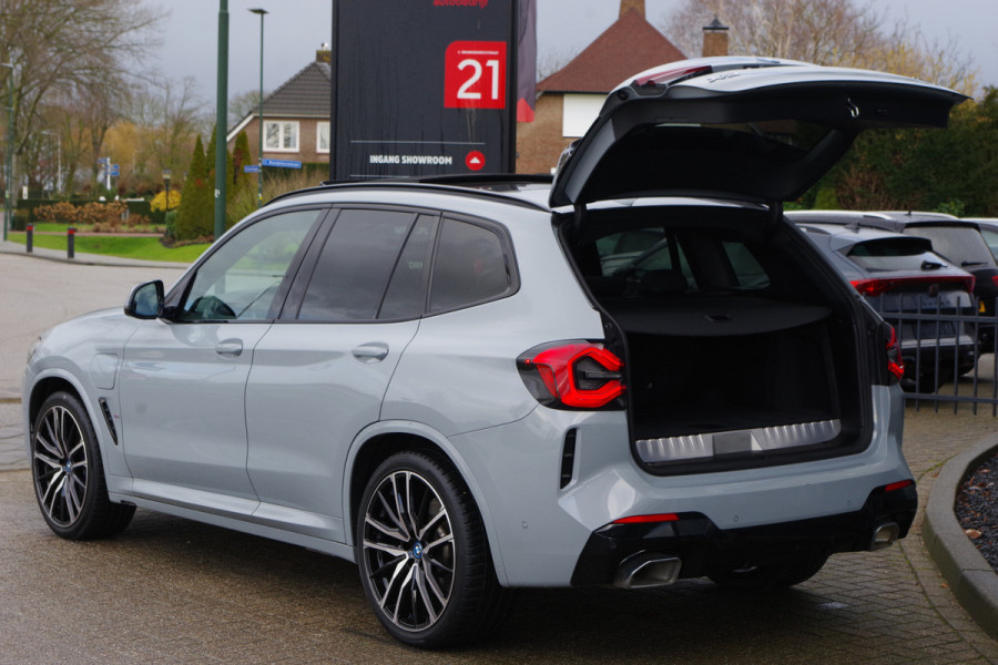 BMW X3 xDrive30e 293 PK High Executive M-Sport PHEV, Panoramadak, Harman/Kardon, Adap. Cruise Control, Memory
