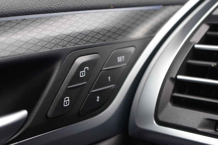 BMW X3 xDrive30e 293 PK High Executive M-Sport PHEV, Panoramadak, Harman/Kardon, Adap. Cruise Control, Memory