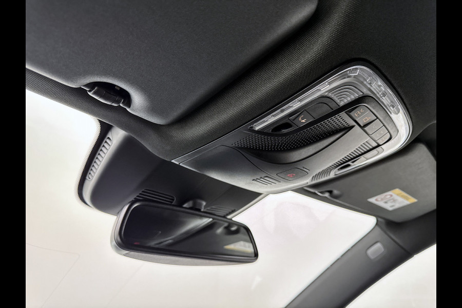 Mercedes-Benz V-Klasse 300d L3 DC 4-Matic Avantgarde AMG-Line Vol opties Dubbele cabine Airmatic Stoelventilatie Nappa leder Extra Lang