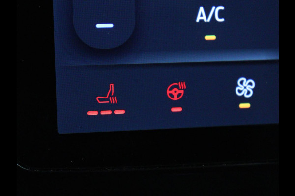 Ford Mustang Mach-E RWD 75 kWh | SOH 93% | Leder | Trekhaak | Stoelverwarming | Adaptive cruise | Carplay | Camera | Stuurverwarming | 18'' | Full LED | Dodehoek detectie | Navigatie