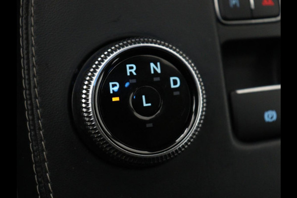 Ford Mustang Mach-E RWD 75 kWh | SOH 93% | Leder | Trekhaak | Stoelverwarming | Adaptive cruise | Carplay | Camera | Stuurverwarming | 18'' | Full LED | Dodehoek detectie | Navigatie
