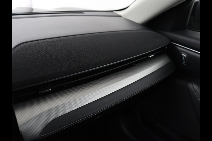 Ford Mustang Mach-E RWD 75 kWh | SOH 93% | Leder | Trekhaak | Stoelverwarming | Adaptive cruise | Carplay | Camera | Stuurverwarming | 18'' | Full LED | Dodehoek detectie | Navigatie