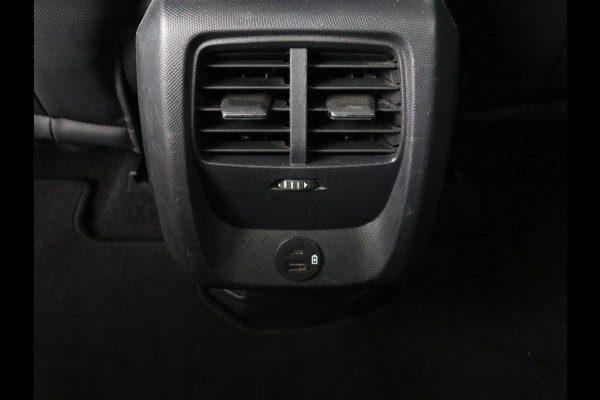 Ford Mustang Mach-E RWD 75 kWh | SOH 93% | Leder | Trekhaak | Stoelverwarming | Adaptive cruise | Carplay | Camera | Stuurverwarming | 18'' | Full LED | Dodehoek detectie | Navigatie