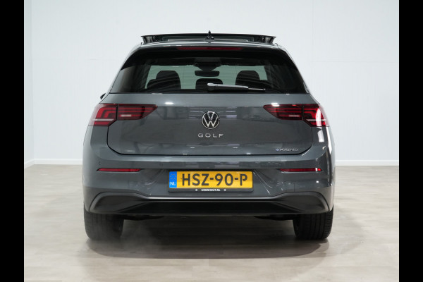 Volkswagen Golf 1.5 eHybrid 204pk Life Edition Panorama Stoel/Stuurverw. Camera 18"velgen Trekhaak