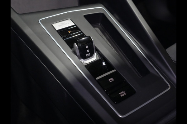 Volkswagen Golf 1.5 eHybrid 204pk Life Edition Panorama Stoel/Stuurverw. Camera 18"velgen Trekhaak