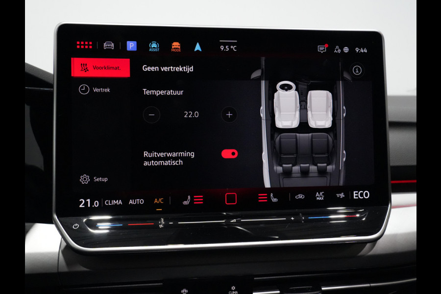 Volkswagen Golf 1.5 eHybrid 204pk Life Edition Panorama Stoel/Stuurverw. Camera 18"velgen Trekhaak