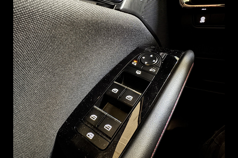 Mazda 3 2.0 e-SkyActiv-G M Hybrid 150PK AUT. SPORTIVE HEAD-UP/ACC/NAVI/STOELVERW.