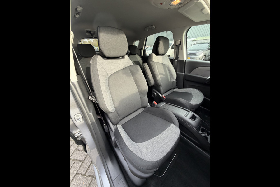 Citroën C4 Spacetourer 130pk Shine (Camera - Keyless Entry - Parkeersensoren V+A - Navigatie - Apple Carplay - Automatisch parkeren - Automatische Airc
