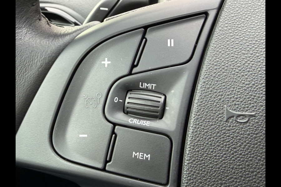 Citroën C4 Spacetourer 130pk Shine (Camera - Keyless Entry - Parkeersensoren V+A - Navigatie - Apple Carplay - Automatisch parkeren - Automatische Airc