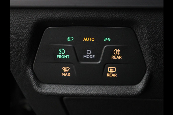 Seat Leon 1.5 eTSI FR Launch Edition | Stoelverwarming | Trekhaak | Adaptive cruise | Camera | Carplay | Sfeerverlichting | Navigatie | Keyless | Dynamic Chassis Control | Full LED