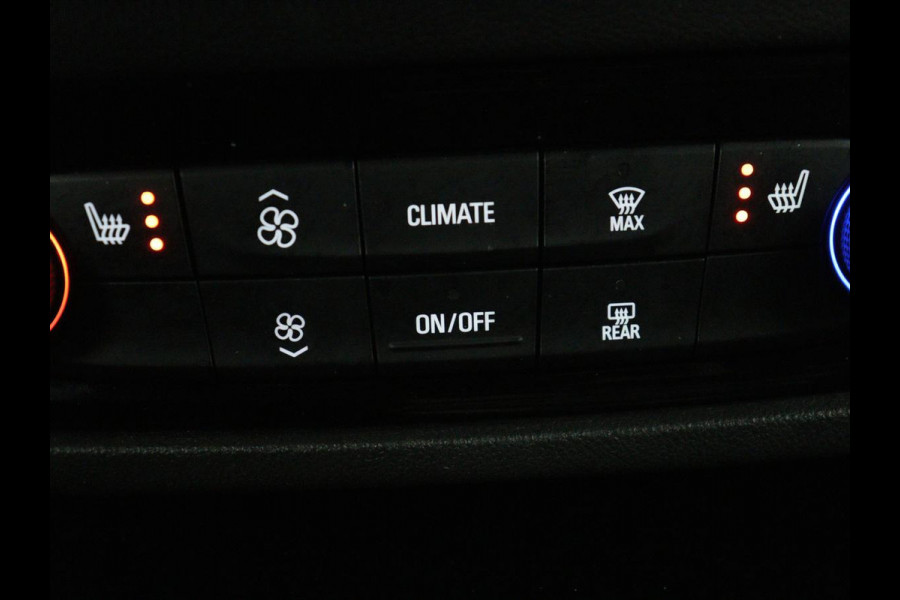 Opel Insignia 1.5 Turbo Business Executive | OPC Line | Leder | Stoel & stuurverwarming | Marix LED | Trekhaak | Carplay | Camera | Comfortstoelen | Navigatie