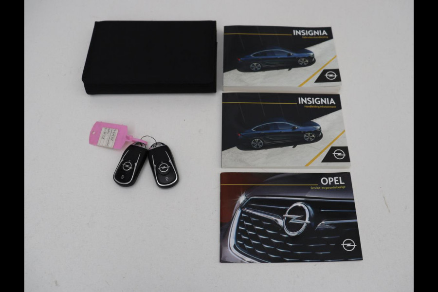 Opel Insignia 1.5 Turbo Business Executive | OPC Line | Leder | Stoel & stuurverwarming | Marix LED | Trekhaak | Carplay | Camera | Comfortstoelen | Navigatie