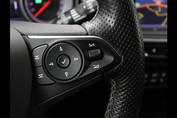 Opel Insignia 1.5 Turbo Business Executive | OPC Line | Leder | Stoel & stuurverwarming | Marix LED | Trekhaak | Carplay | Camera | Comfortstoelen | Navigatie