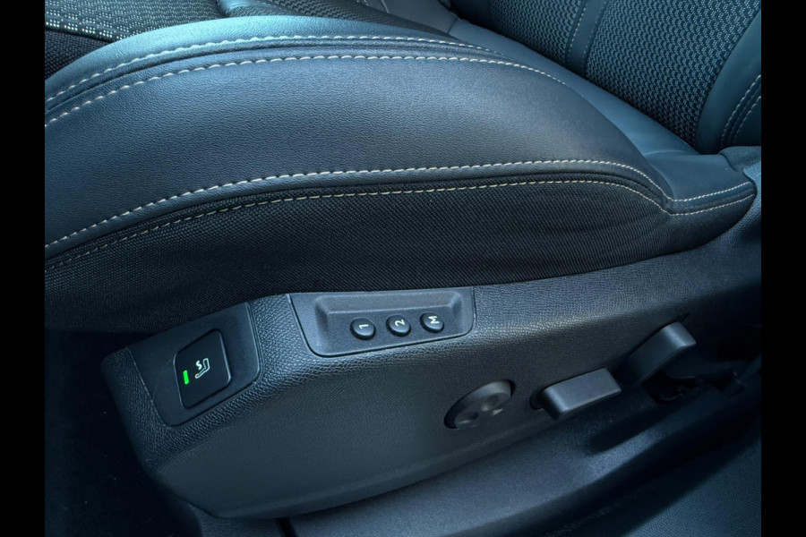 Peugeot 3008 1.2 PureTech GT-LINE 2023 NAP MASSAGE MATRIX NAP LEDER VIRTUAL