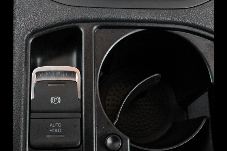 Volkswagen Touran 1.5 TSI 150pk DSG Comfortline Plus 7p | Navigatie | Apple Carplay/Android Auto | Wegklapbare trekhaak | Parkeersensoren | Adaptive Cruise Control | Stoelverwarming | Getinte ramen | Climate Control