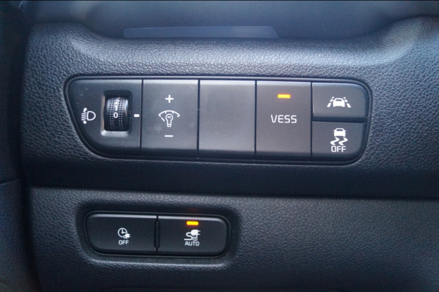 Kia e-Niro DynamicLine 64kWh -SOH100%-NAVI-ECC-CAM-