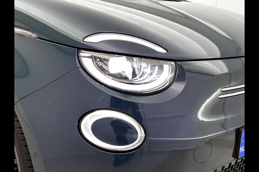 Fiat 500E CABRIO La Prima 119PK / 42 kWh / SOH 88% / Leder / Adap-Cruise / Pdc+Camera / Navigatie / Airco-ecc. / Apple Carplay Android / Apk 11-2026