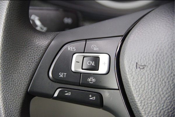 Volkswagen Crafter 2.0 TDI L3H3 Highline 3-ZITS, 140PK AUT. LED, CAMERA, NAVI, CRUISE, AIRCO, PARKEERSENSOREN