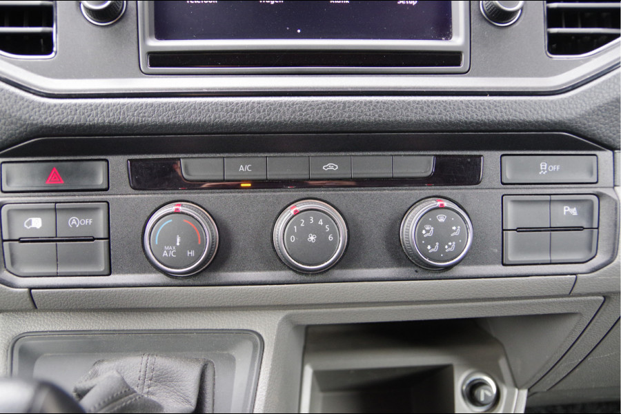 Volkswagen Crafter 2.0 TDI L3H3 Highline 3-ZITS, 140PK AUT. LED, CAMERA, NAVI, CRUISE, AIRCO, PARKEERSENSOREN