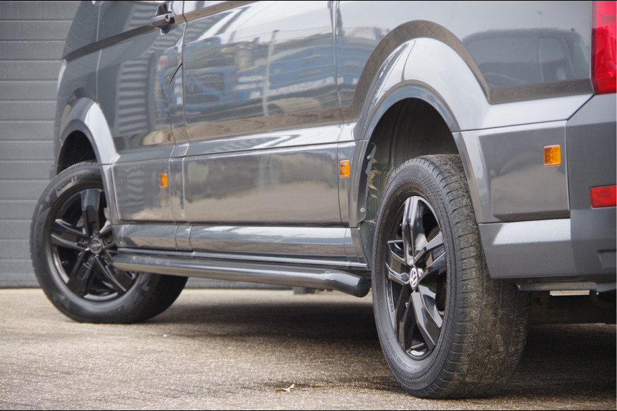 Volkswagen Crafter 2.0 TDI L3H3 Highline 3-ZITS, 140PK AUT. LED, CAMERA, NAVI, CRUISE, AIRCO, PARKEERSENSOREN