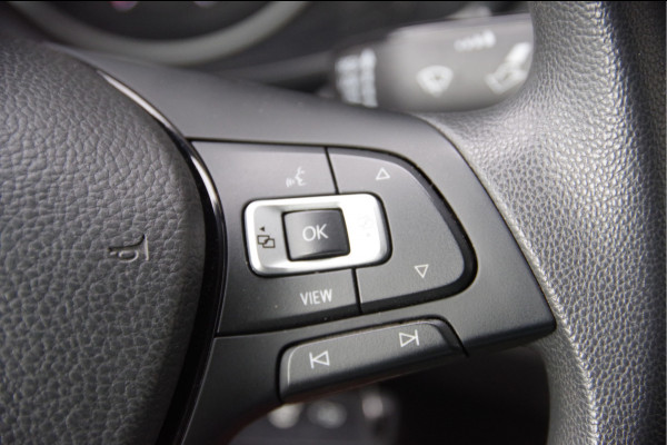 Volkswagen Crafter 2.0 TDI L3H3 Highline 3-ZITS, 140PK AUT. LED, CAMERA, NAVI, CRUISE, AIRCO, PARKEERSENSOREN