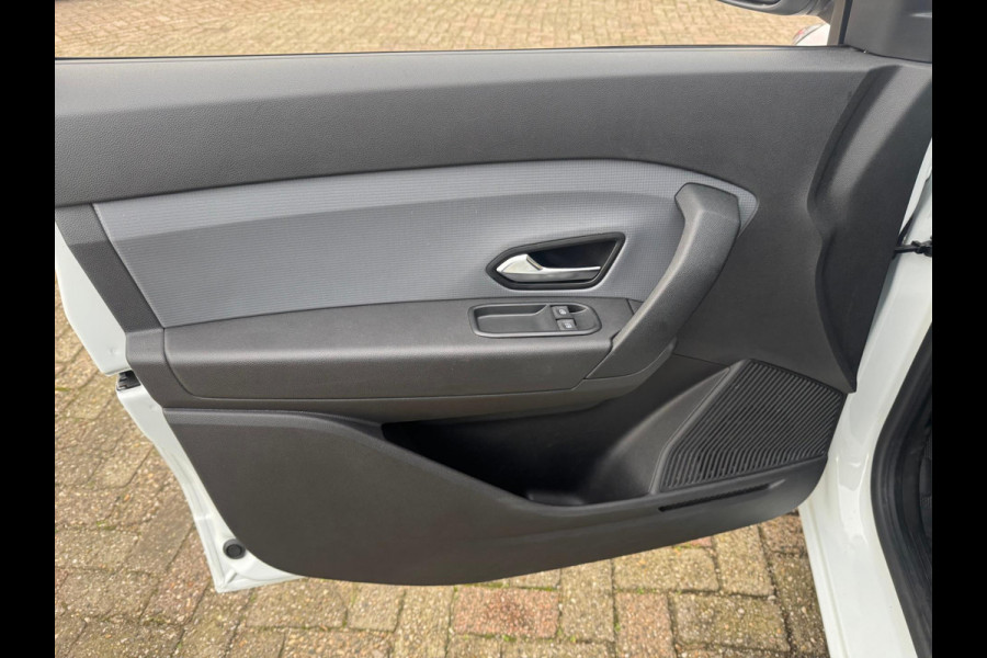 Renault Express TCe 100 Extra CarPlay & Android auto / P-sensor / Airco / Houten laadruimte