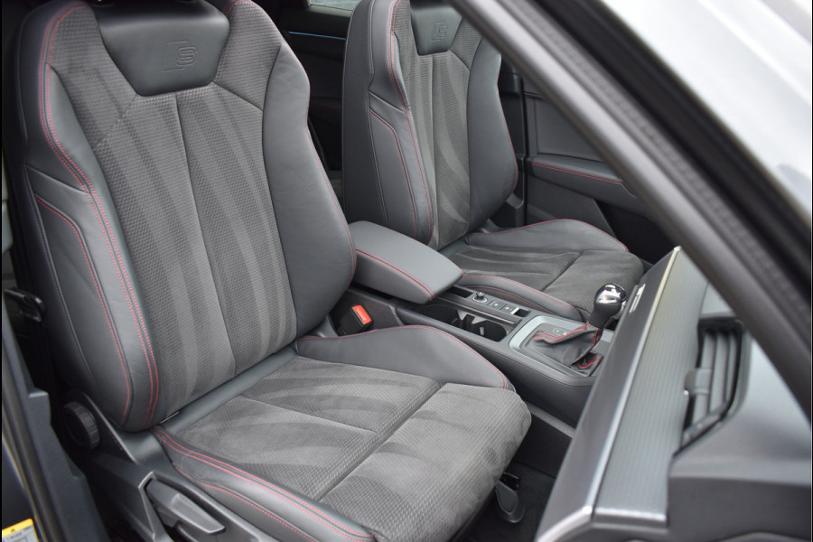 Audi Q3 Sportback 45 TFSI e S-Line 245 Pk Pano Rood Stiksel Leder Trekhaak Navi Camera 19 Inch